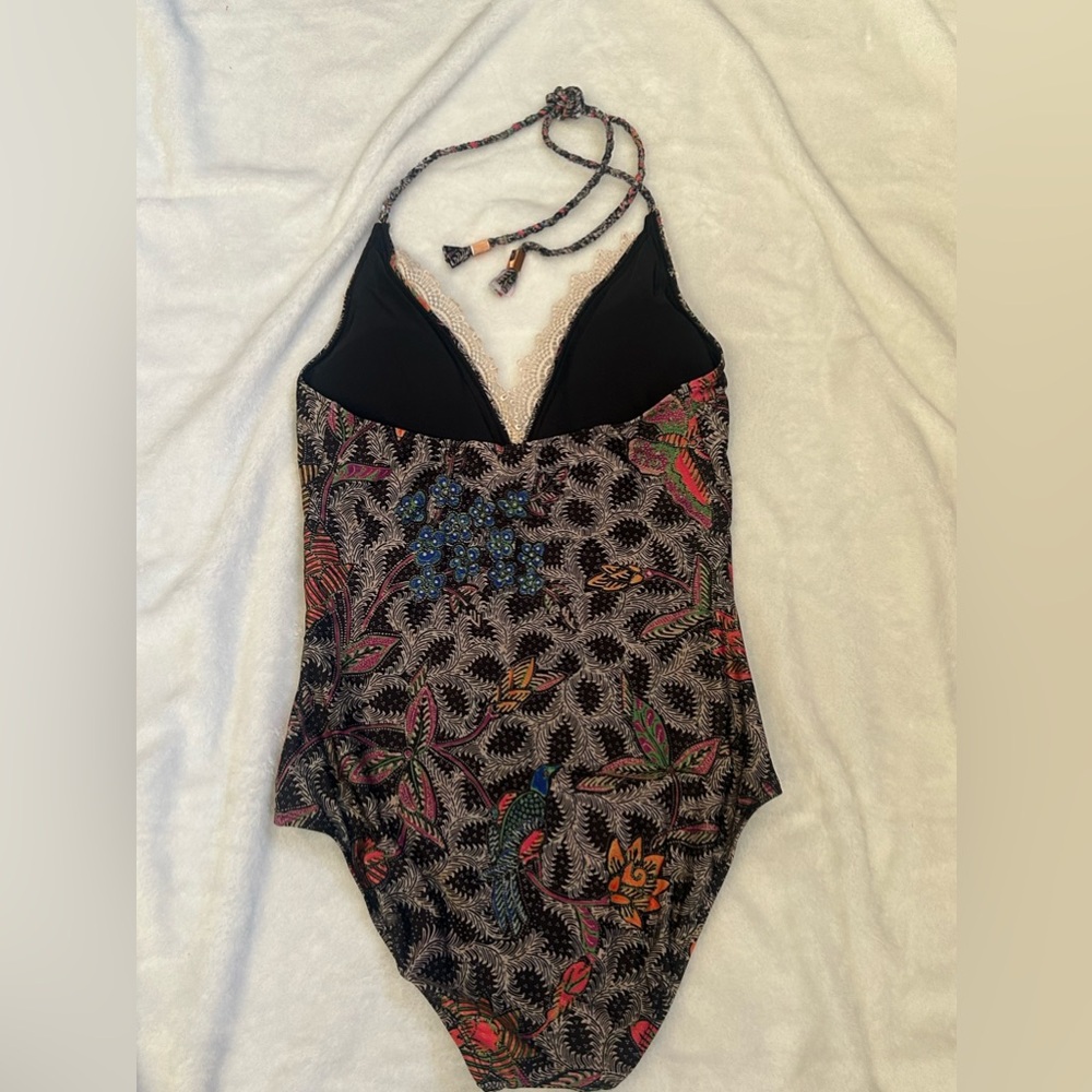 Allihop Anthropologie Lace Front Tropical Floral
Bathing Suit Size XS - Picture 2 of 8